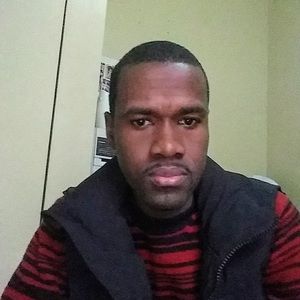 Meet your Posher, Yves